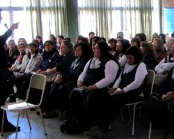 La comunicación humana y la salud del docente. Actividad de la Red en la escuela Ceferino Namuncurá