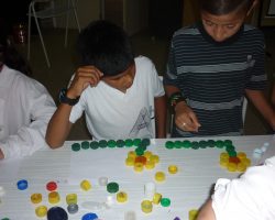 Taller de mural con tapitas con el 5° grado de Esc. “Zapata Gollán”