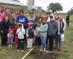 Plantamos nuestro árbol en “Arboleda de los sueños”